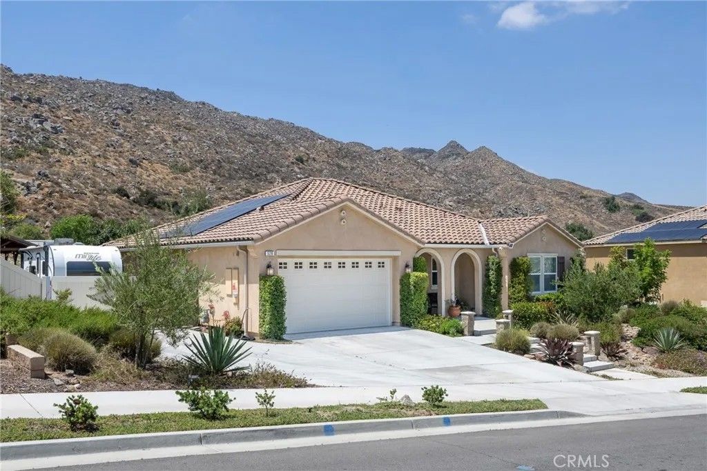 Photo of 528 Qeweewish AVE, San Jacinto, CA 92582 (MLS # CV26108113)