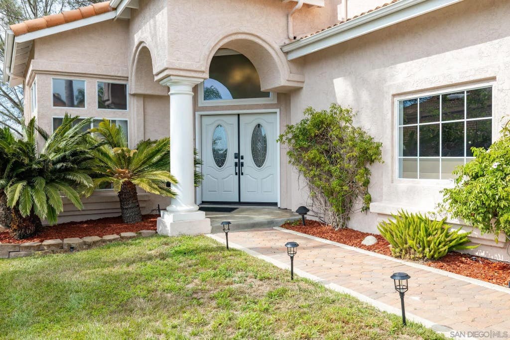 Photo of 5151 Via Mindanao, Oceanside, CA 92057 (MLS # 260020607)