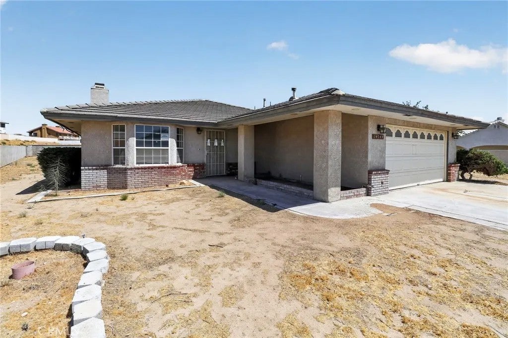 14744 Grafton