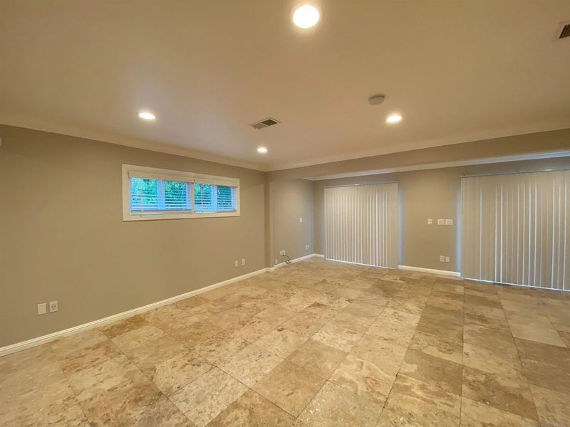4941 Gary St.