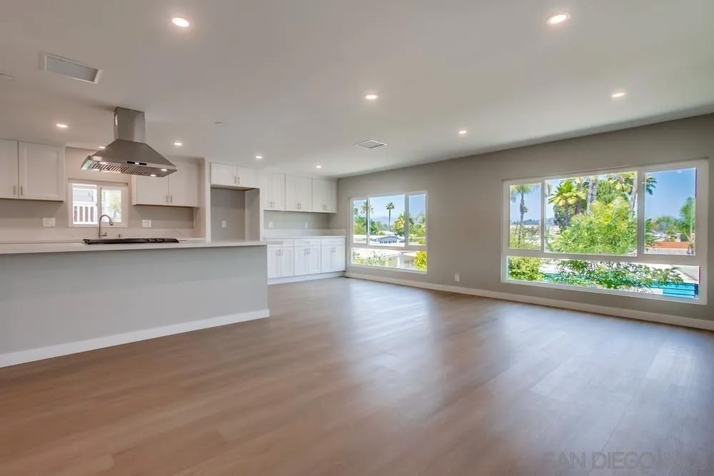 1145 E Barham Dr. 204