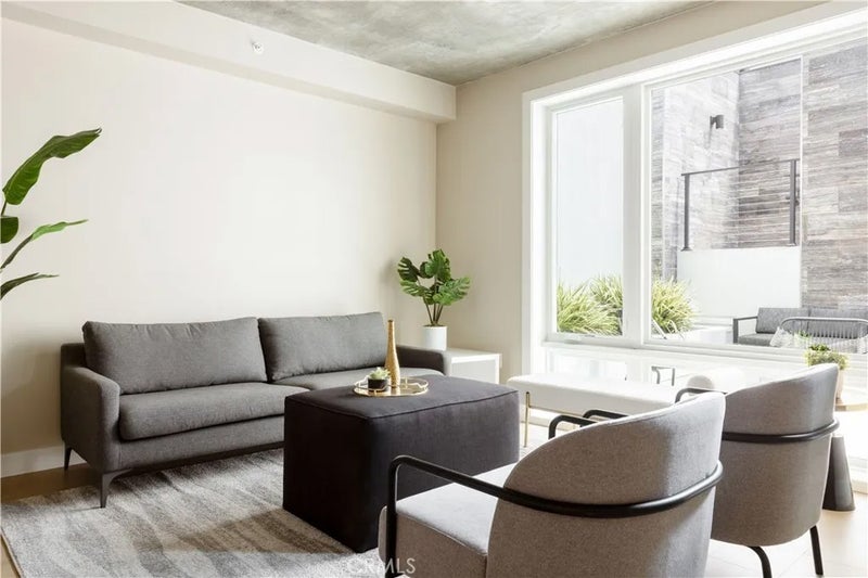 380 Cordova Street 402