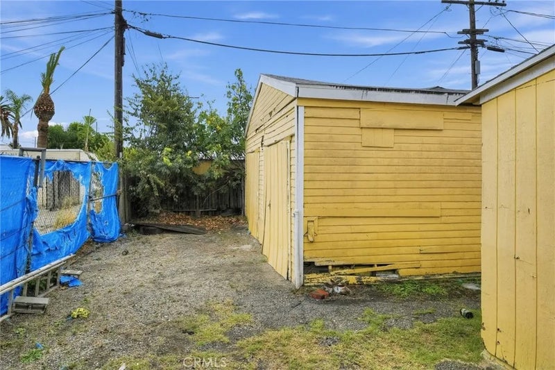 1014 W 76th