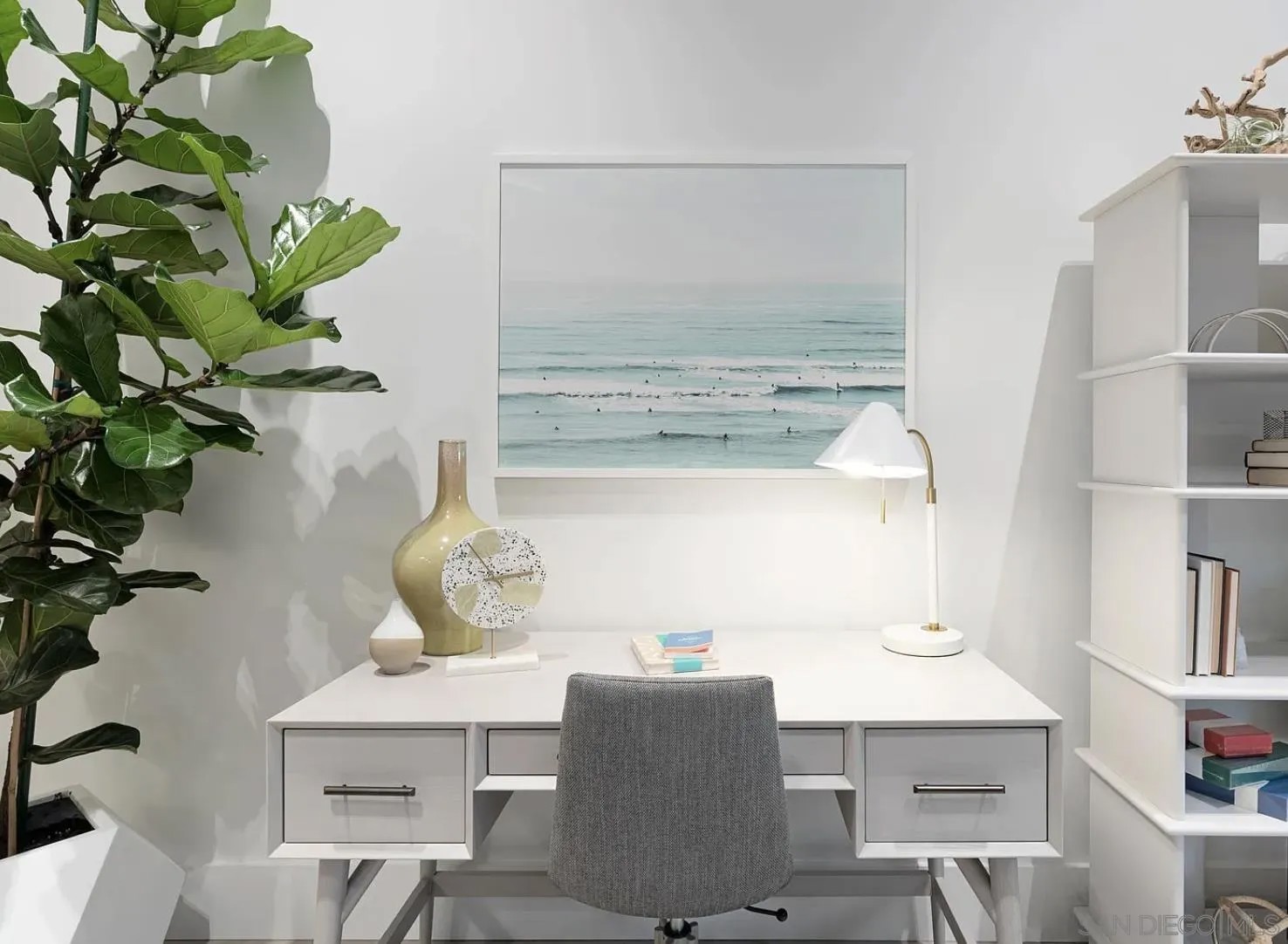 330 S Cedros Ave Apt 7