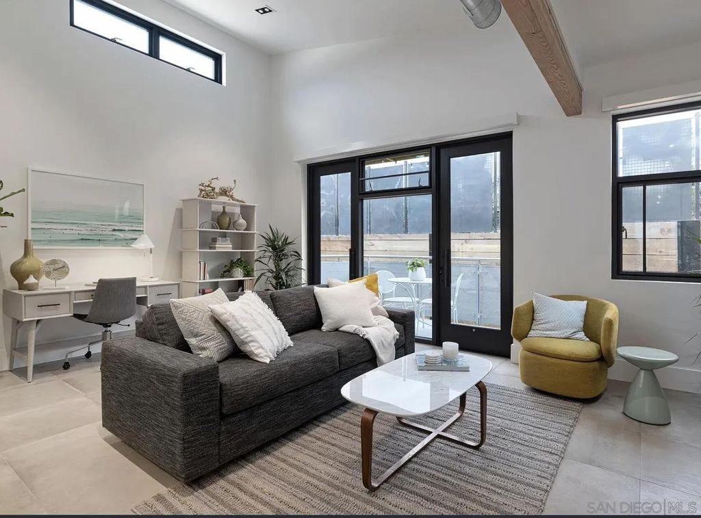 Photo of 330 S Cedros Ave #Apt 7, Solana Beach, CA 92075 (MLS # 250044238)