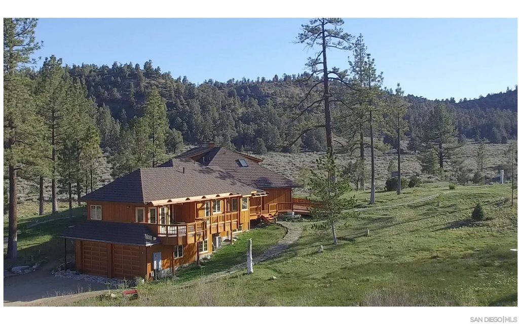 Photo of 32890 Seymour Canyon, Frazier Park, CA 93225 (MLS # 260007924)
