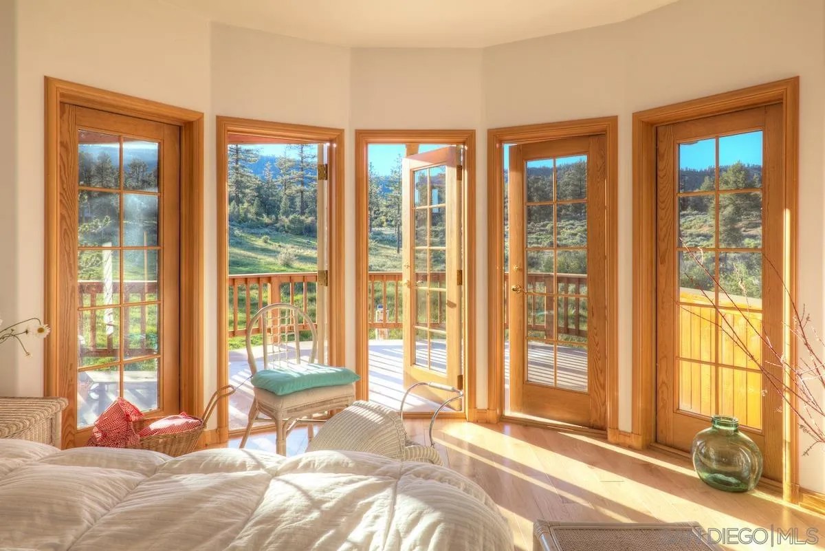 32890 Seymour Canyon