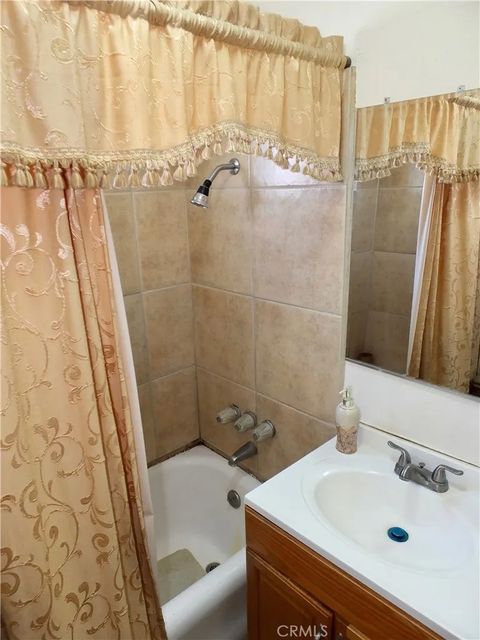 Tiny photo for 8912 Mettler St, Los Angeles, CA 90003 (MLS # PW25238082)