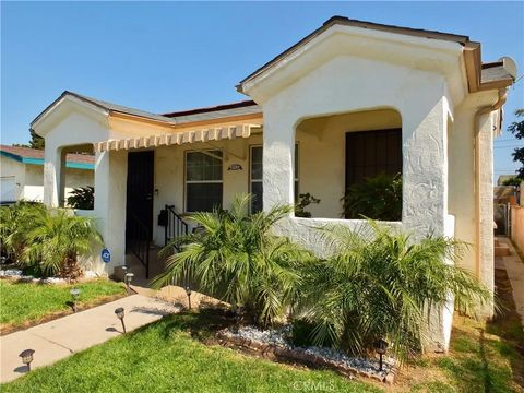 Tiny photo for 8912 Mettler St, Los Angeles, CA 90003 (MLS # PW25238082)