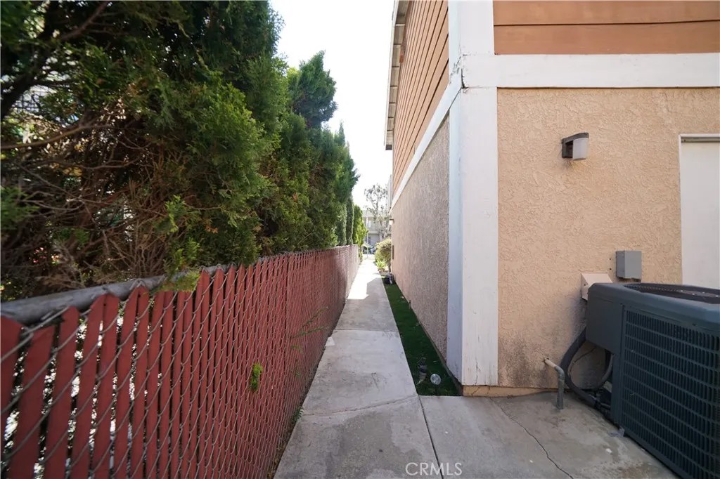 1735 Orizaba Avenue