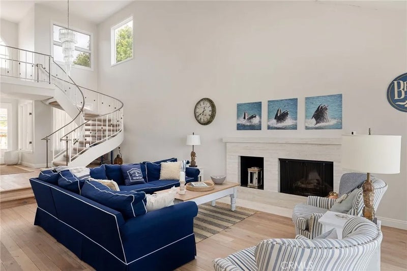 27 Los Monteros Drive