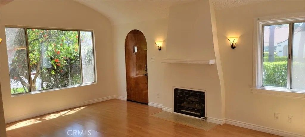 Photo of 567 South Street, Glendale, CA 91202 (MLS # GD26077506)