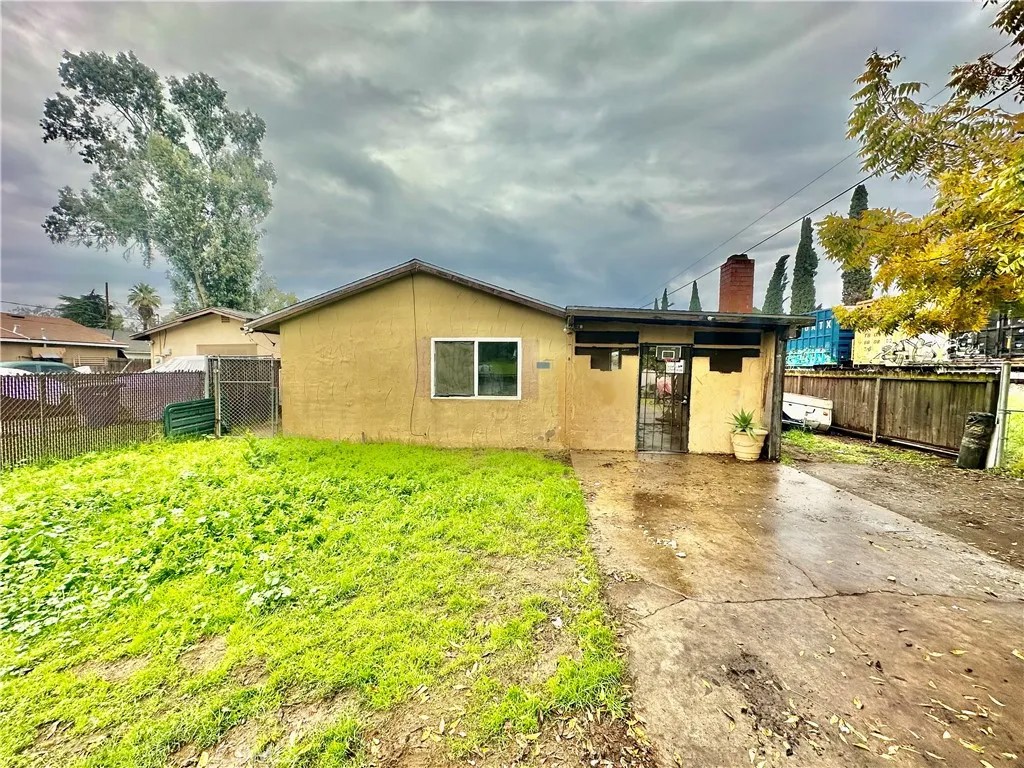 304 N Channing