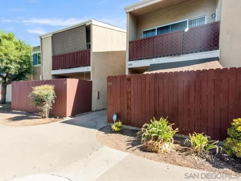 475 N Midway Dr Unit 255, Escondido, CA 92027 - #: 260024489
