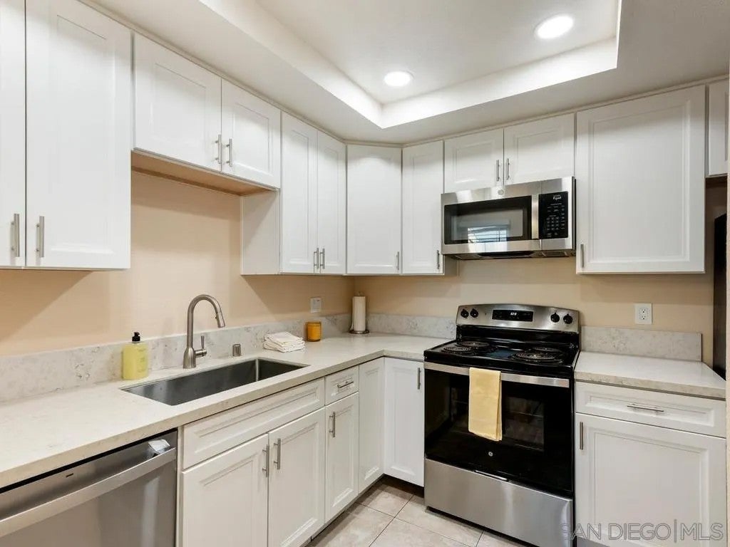 475 N Midway Dr 255