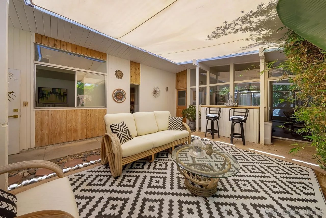 3341 Tropicana Drive