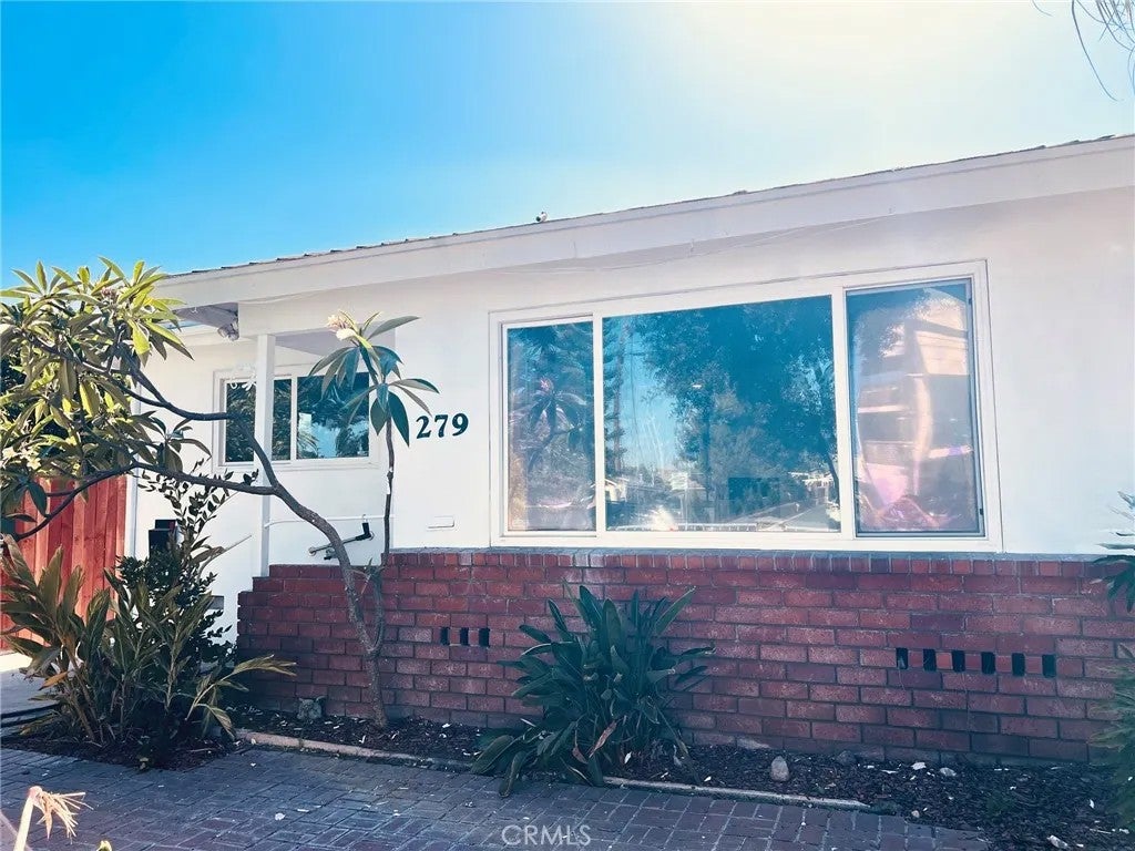 279 N 11th