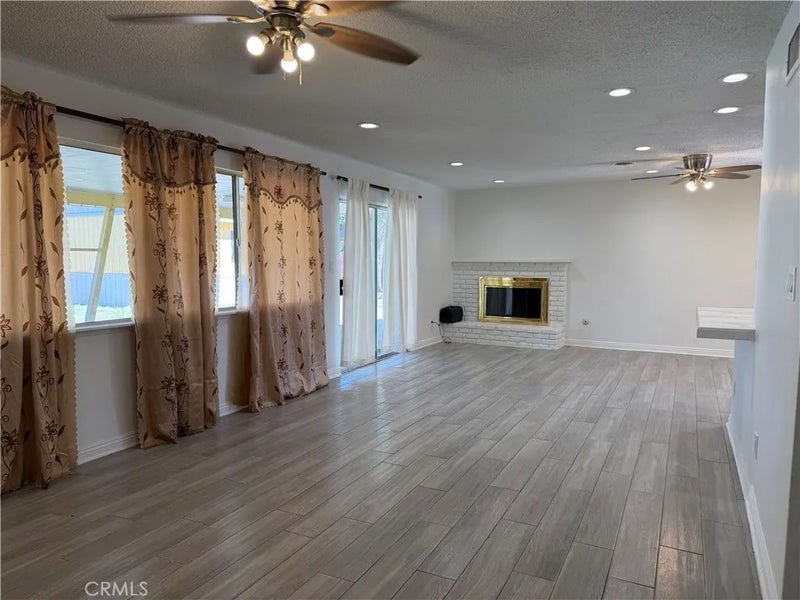 1305 Avenue J3 East