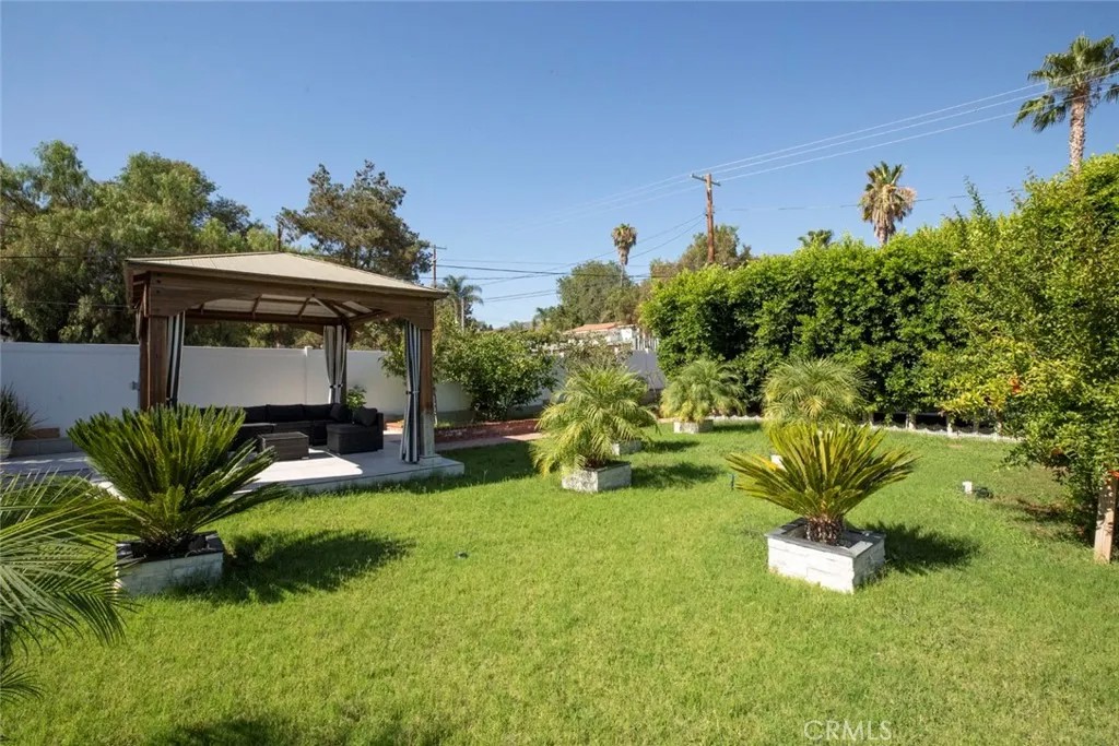 10431 Johanna Street