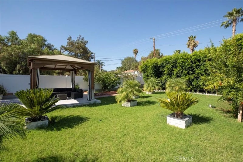 10431 Johanna Street