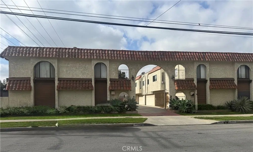 8634 Park 3
