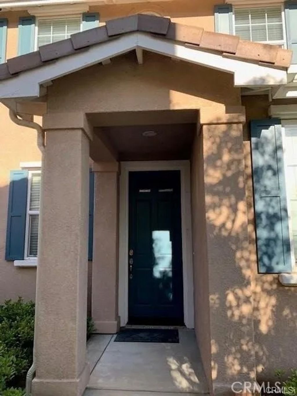 Photo of 27813 Summer Grove Place, Valencia, CA 91354 (MLS # SR25276979)