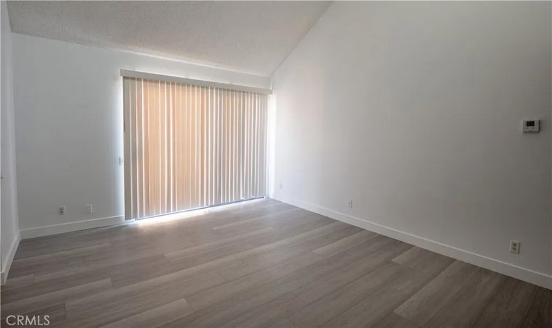 1500 W Edgehill 40