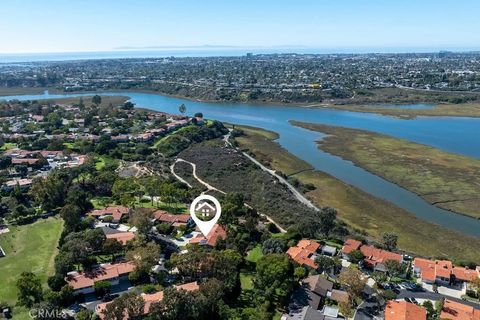 Tiny photo for 338 Vista Madera, Newport Beach, CA 92660 (MLS # OC25252436)