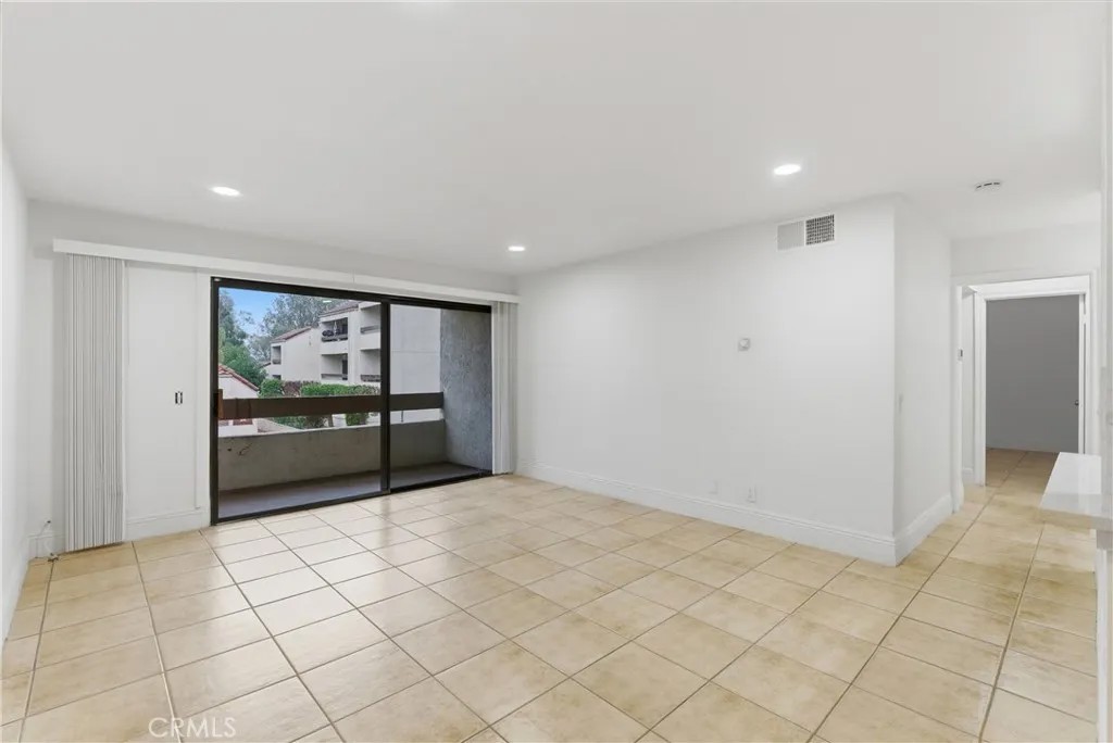 600 W 3rd Street A210