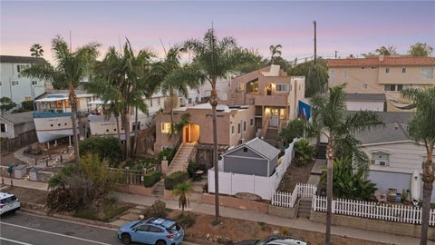 Photo of 720 3rd ST, Encinitas, CA 92024 (MLS # ND26201804)