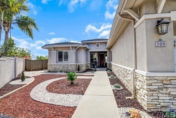 508 HIDDEN RIDGE COURT
