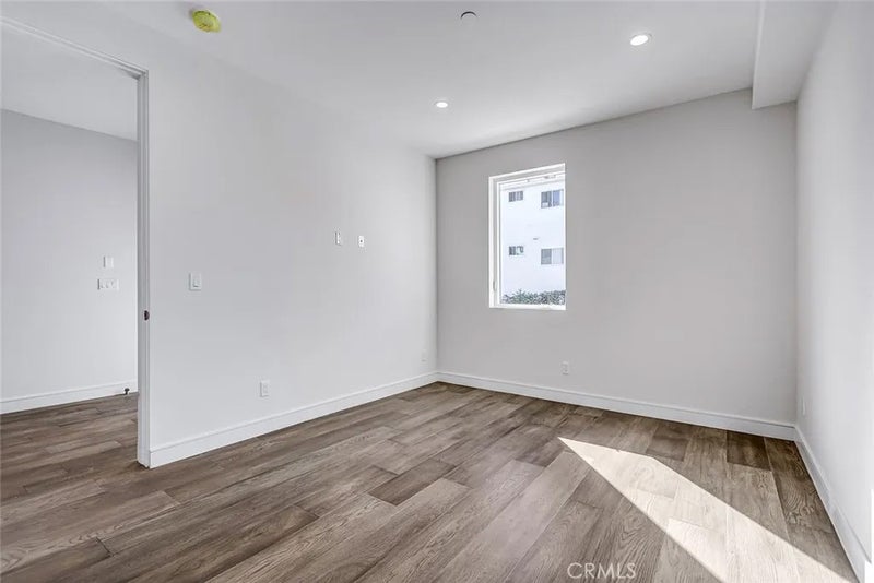 2302 Perkins Lane
