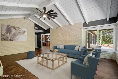 4201 Avenida Gregory, Spring Valley, CA 91977 - #: 250036160