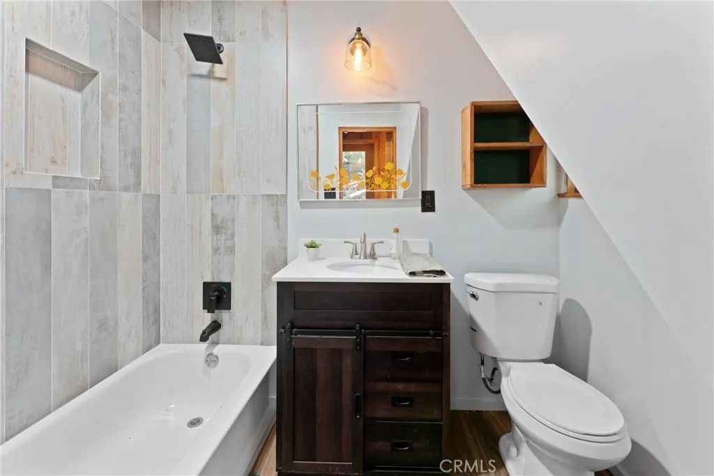 Photo of 956 Mercury Way, Crestline, CA 92325 (MLS # IG26020543)