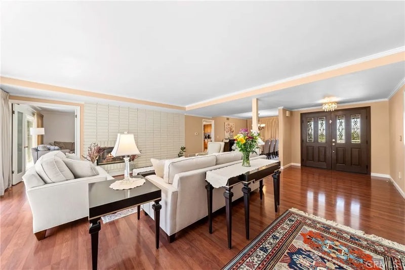 6224 Roundhill Drive