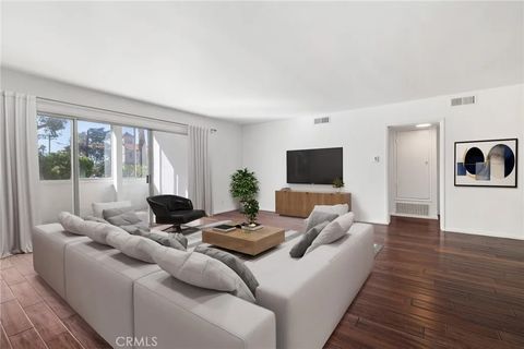 Tiny photo for 1101 Lincoln Boulevard #1A, Santa Monica, CA 90403 (MLS # SR25253914)