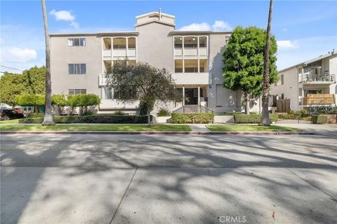 Photo of 1101 Lincoln Boulevard #1, Santa Monica, CA 90403 (MLS # SR25253914)