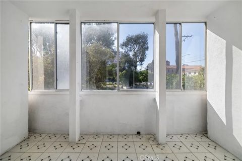 Tiny photo for 1101 Lincoln Boulevard #1A, Santa Monica, CA 90403 (MLS # SR25253914)