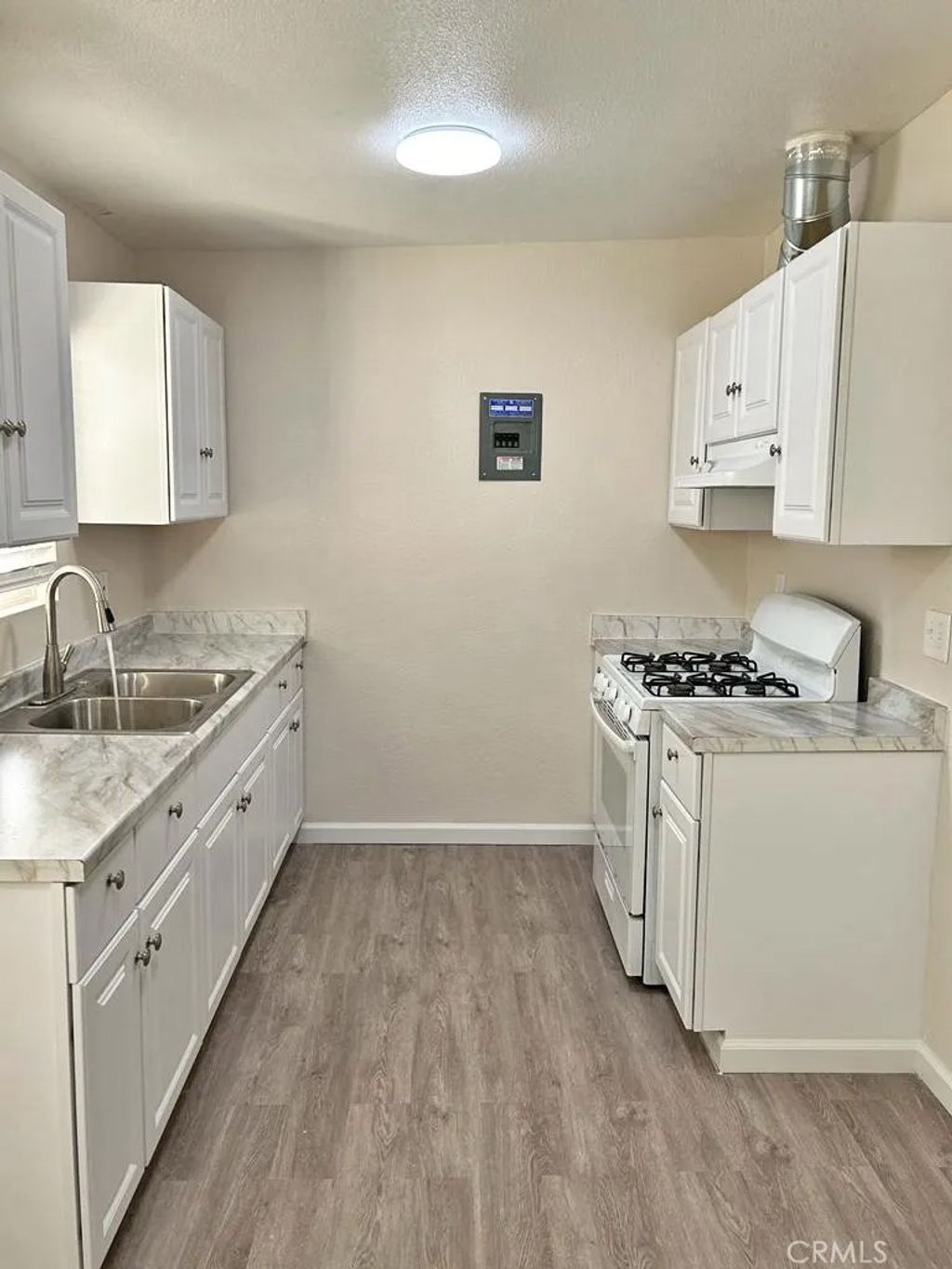 Photo of 1221 W Brook St, Santa Ana, CA 92703 (MLS # OC26030800)