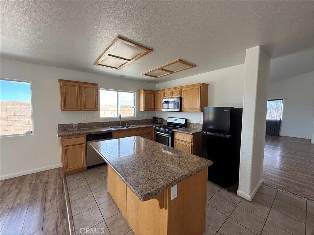 11711 Cliffwood