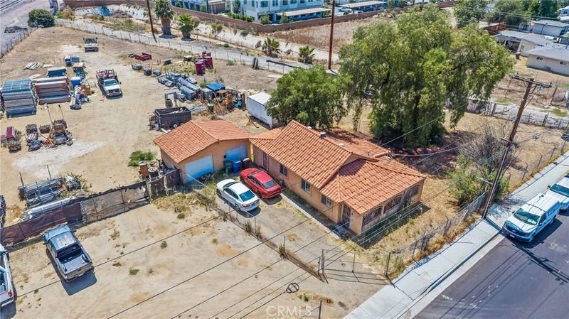 3284 Jackson
