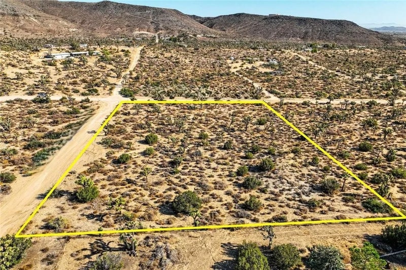 56200 Skyline Ranch