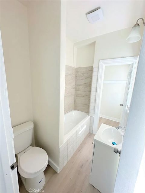 Tiny photo for 1528 N Alexandria Ave, Los Angeles, CA 90027 (MLS # SR25241573)