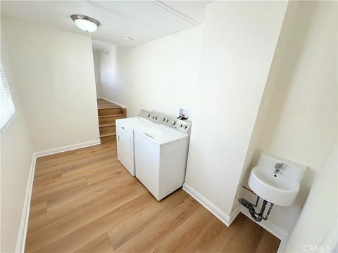 Tiny photo for 1528 N Alexandria Ave, Los Angeles, CA 90027 (MLS # SR25241573)
