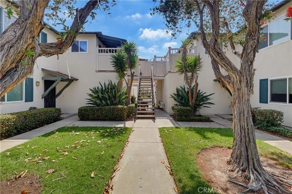 23400 Western B