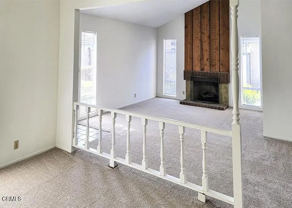Photo of 643 Holly Avenue, Oxnard, CA 93036 (MLS # V1-32827)