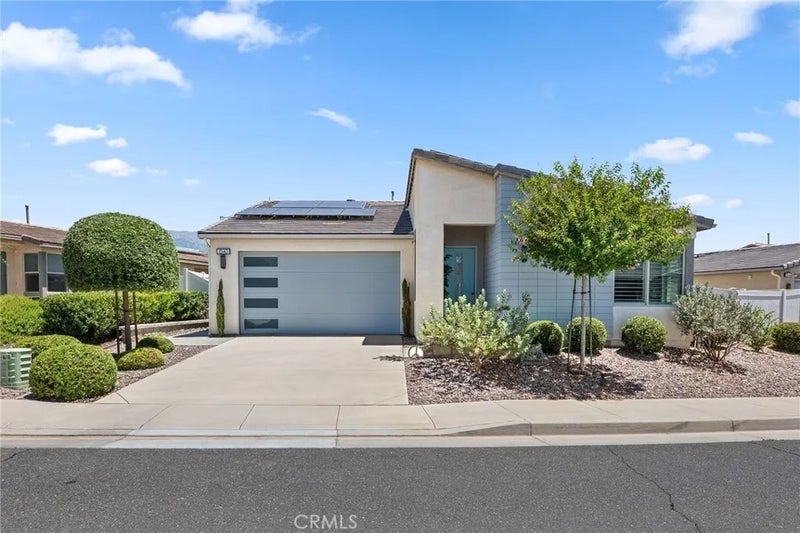 1540 Glenbright