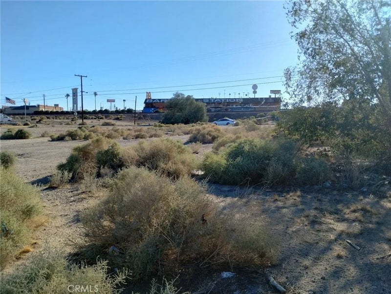 1613 Riverside