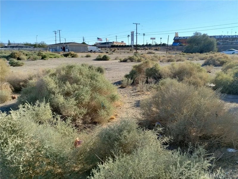 1613 Riverside