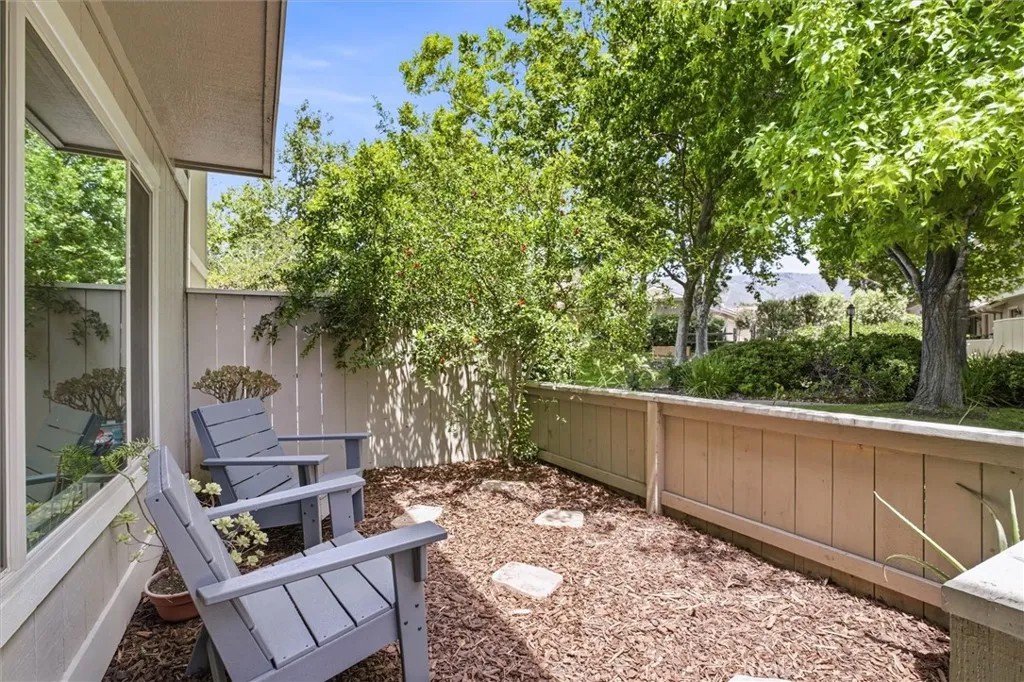 2250 King Ct 84